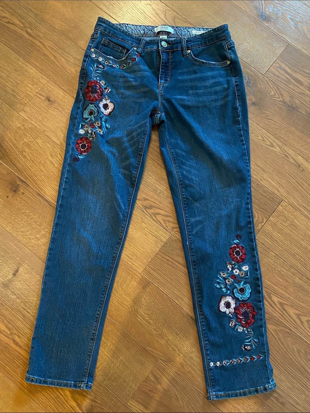 VintageEmbroidered Dark Blue Women's Jeans with Floral Accents women’s 4R/27